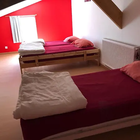 De Charme Alpes Mancelles: Confort, Nature, Activites Plein Air, 50% Remise Canoe-kayak Country house *
